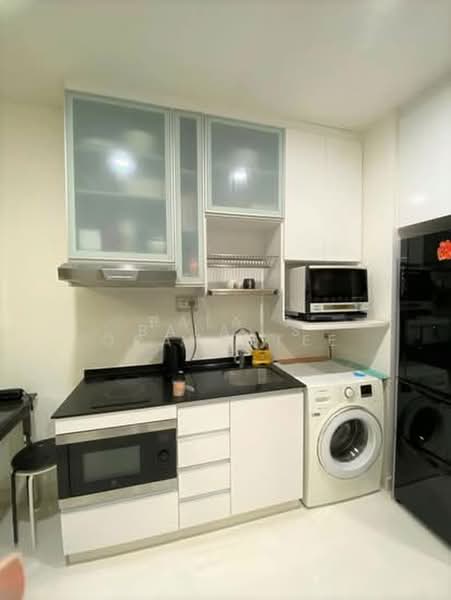 Parc Rosewood, 89 Rosewood Drive, 1 Bedroom, 431 sqft, Condominium For Rent, by Bala .S, 500177954 - Kitchen - PropertyGuru.com.sg