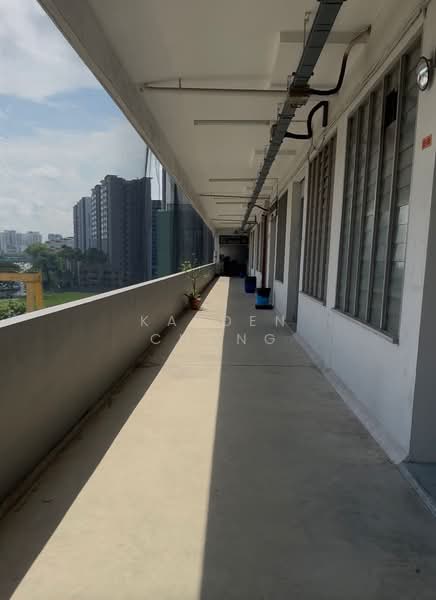 Shun Li Industrial Complex, 705 Sims Drive, 3,283 sqft, Light Industrial (B1) For Sale, by Kayden Chong, 500177959 - Exterior - CommercialGuru.com.sg