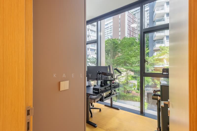 Cairnhill 16, 16 Cairnhill Rise, 2 Bedrooms, 775 sqft, Condominium For Sale, by Kaelyn Ong, 500177964 - Study - PropertyGuru.com.sg
