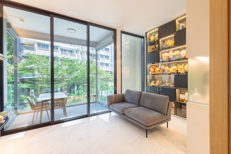 Cairnhill 16, 16 Cairnhill Rise, 2 Bedrooms, 775 sqft, Condominium For Sale, by Kaelyn Ong, 500177964 - Living Room - PropertyGuru.com.sg