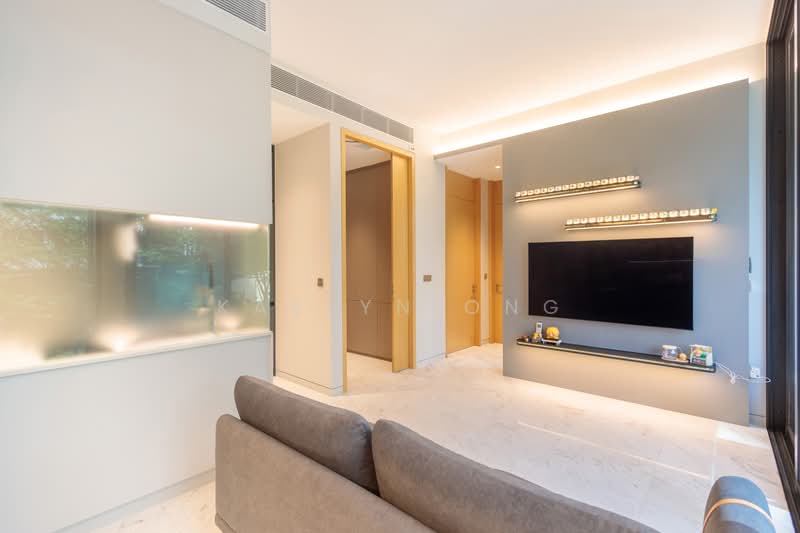 Cairnhill 16, 16 Cairnhill Rise, 2 Bedrooms, 775 sqft, Condominium For Sale, by Kaelyn Ong, 500177964 - Living Room - PropertyGuru.com.sg