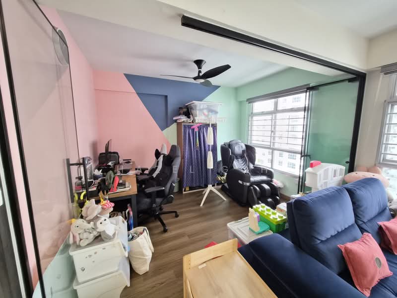 408B Northshore Drive, 408B Northshore Drive, 3 Bedrooms, 1,012 sqft, HDB Flat For Sale, by Hazel Goh, 500177986 - Living Room - PropertyGuru.com.sg