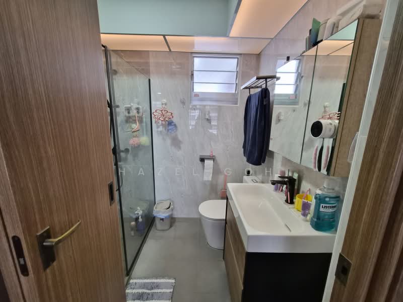408B Northshore Drive, 408B Northshore Drive, 3 Bedrooms, 1,012 sqft, HDB Flat For Sale, by Hazel Goh, 500177986 - Bathroom - PropertyGuru.com.sg