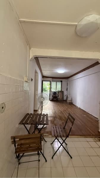 734 Yishun Avenue 5, 734 Yishun Avenue 5, 3 Bedrooms, 721 sqft, HDB Flat For Sale, by Trevor Leau, 500177987 - PropertyGuru.com.sg