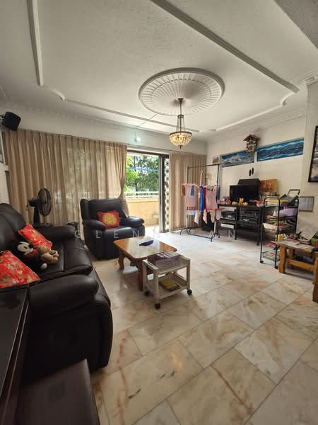 548 Jurong West Street 42, 548 Jurong West Street 42, 3 Bedrooms, 1,593 sqft, HDB Flat For Sale, by Glenn Tan, 500177993 - Living Room - PropertyGuru.com.sg