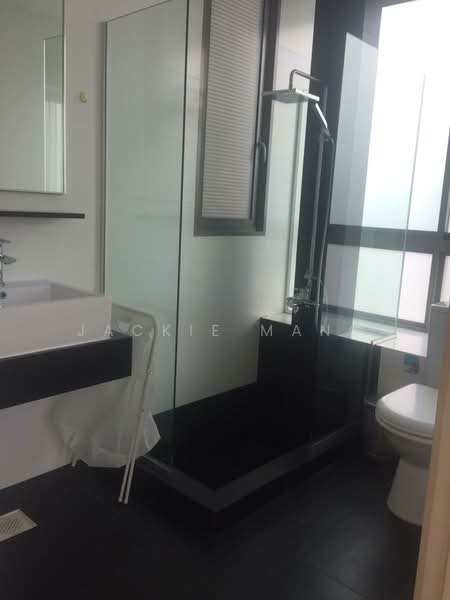 Newton Edge, 3 Makeway Avenue, 1 Bedroom, 506 sqft, Condominium For Rent, by Jackie Mang, 500177994 - Bathroom - PropertyGuru.com.sg