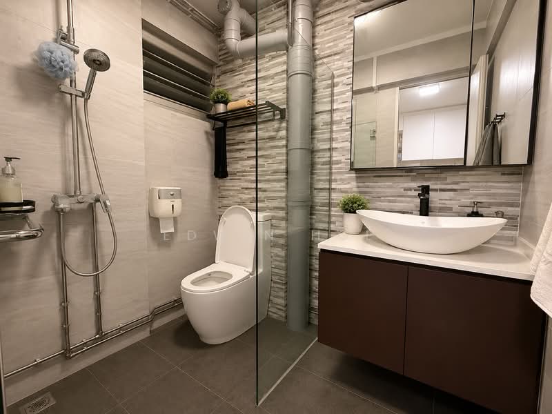 213 Jurong East Street 21, 213 Jurong East Street 21, 3 Bedrooms, 1,292 sqft, HDB Flat For Sale, by Edwin Hoe, 500177997 - Bathroom - PropertyGuru.com.sg
