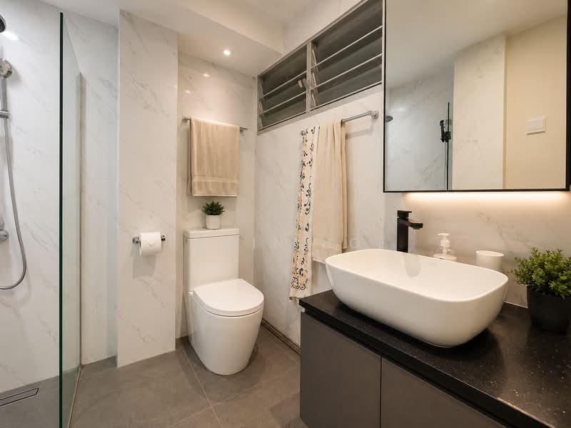 213 Jurong East Street 21, 213 Jurong East Street 21, 3 Bedrooms, 1,292 sqft, HDB Flat For Sale, by Edwin Hoe, 500177997 - Master Bathroom - PropertyGuru.com.sg