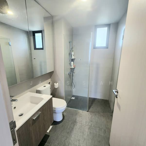 The Amore, 55A Edgedale Plains, 3 Bedrooms, 990 sqft, Executive Condominium For Sale, by James Seah, 500178008 - Bathroom - PropertyGuru.com.sg