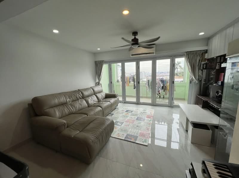 115 Bedok Reservoir Road, 115 Bedok Reservoir Road, 3 Bedrooms, 1,615 sqft, HDB Flat For Sale, by Dennis Lim, 500178010 - Living Room - PropertyGuru.com.sg
