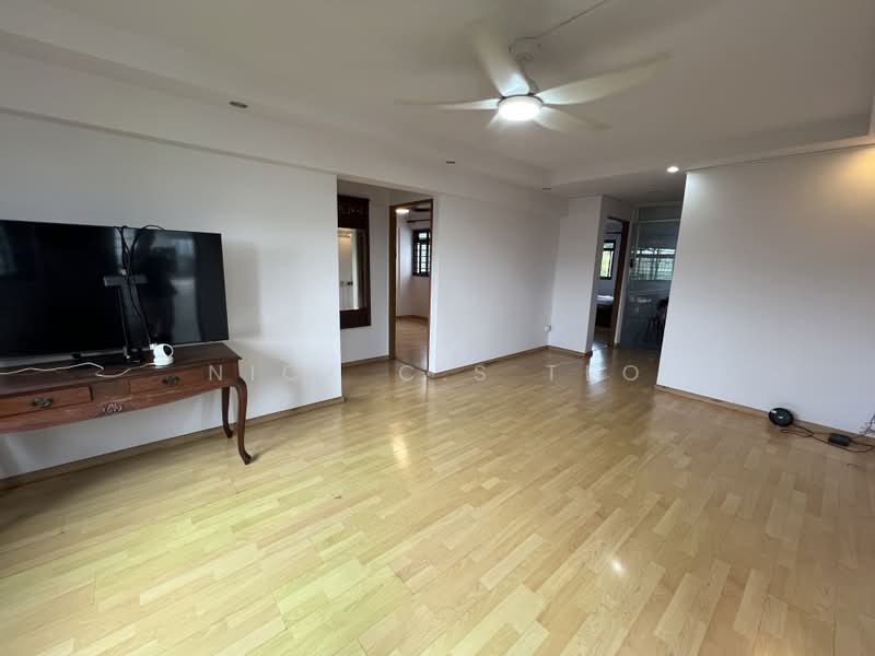 305 Clementi Avenue 4, 305 Clementi Avenue 4, 3 Bedrooms, 990 sqft, HDB Flat For Sale, by Nick C.S Teo, 500178012 - PropertyGuru.com.sg