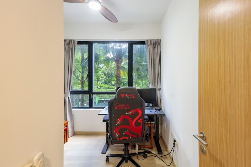 High Park Residences, 25 Fernvale Road, 4 Bedrooms, 1,227 sqft, Condominium For Sale, by Jemaine Ng, 500178013 - Study - PropertyGuru.com.sg