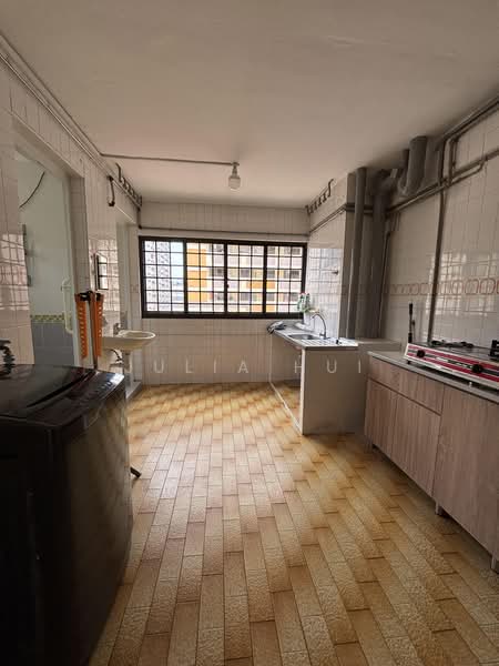 806 King George's Avenue, 806 King George's Avenue, 2 Bedrooms, 635 sqft, HDB Flat For Rent, by Julia Hui, 500178022 - Kitchen - PropertyGuru.com.sg