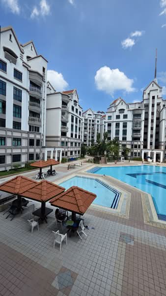 Hume Park I, 11 Hume Avenue, 3 Bedrooms, 1,582 sqft, Condominium For Sale, by Michelle Tan, 500178023 - Exterior - PropertyGuru.com.sg