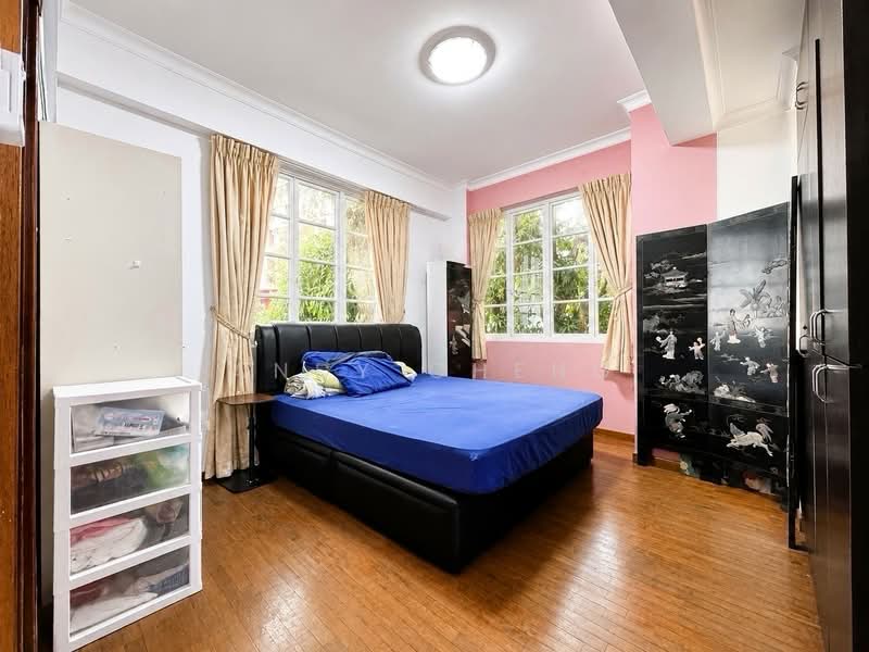 โ
๐๐ฎ๐ป๐ฑ๐ฒ๐ฑ ๐๐
๐ฐ๐ฒ๐น๐น๐ฒ๐ป๐ฐ๐ฒ โ
Rare Spacious Semi-Detached Situated Near Rivervale Mall, St Anne's Wood / Saint Anne's Wood, 6 Bedrooms, 2,875 sqft, Semi-Detached House For Sale, by Andy Cheng, 500178029 - Bedroom - PropertyGuru.com.sg