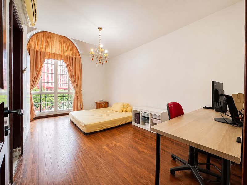 โ
๐๐ฎ๐ป๐ฑ๐ฒ๐ฑ ๐๐
๐ฐ๐ฒ๐น๐น๐ฒ๐ป๐ฐ๐ฒ โ
Rare Spacious Semi-Detached Situated Near Rivervale Mall, St Anne's Wood / Saint Anne's Wood, 6 Bedrooms, 2,875 sqft, Semi-Detached House For Sale, by Andy Cheng, 500178029 - Bedroom - PropertyGuru.com.sg