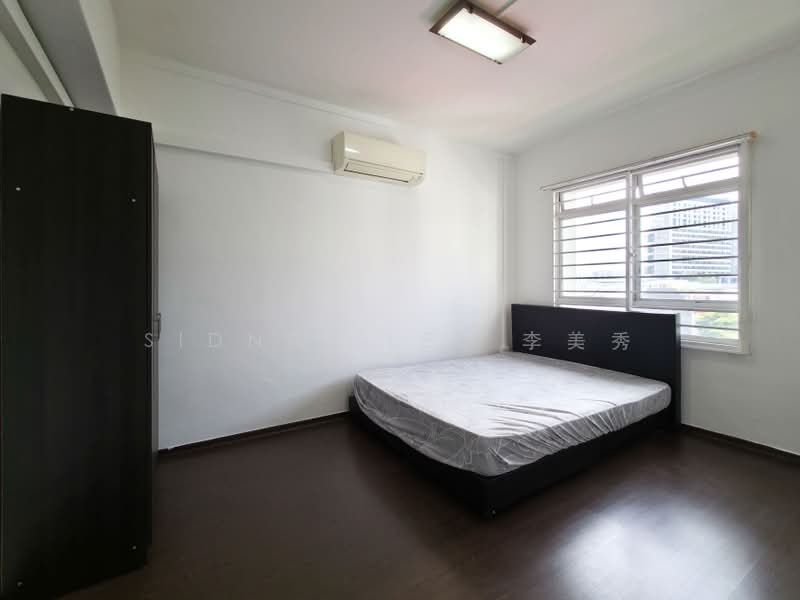 672B Klang Lane, 672B Klang Lane, 3 Bedrooms, 1,130 sqft, HDB Flat For Rent, by Sidney Lee 李美秀, 500178046 - Bedroom - PropertyGuru.com.sg