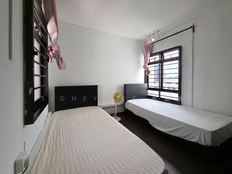 672B Klang Lane, 672B Klang Lane, 3 Bedrooms, 1,130 sqft, HDB Flat For Rent, by Sidney Lee 李美秀, 500178046 - Bedroom - PropertyGuru.com.sg