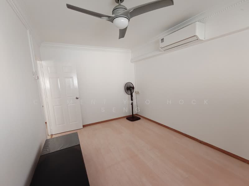 446 Tampines Street 42, 446 Tampines Street 42, 2 Bedrooms, 786 sqft, HDB Flat For Rent, by Clement Yeo Hock Seng, 500178063 - Common Bedroom - PropertyGuru.com.sg