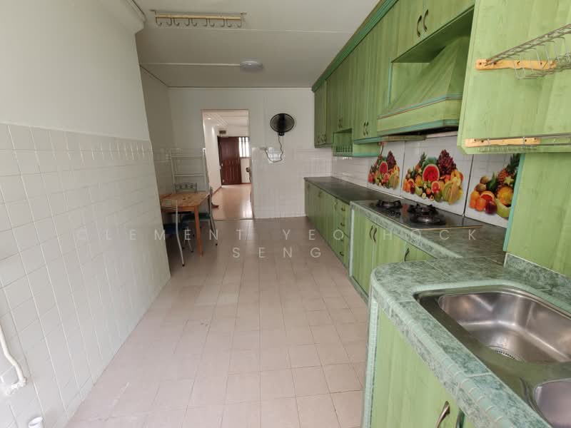 446 Tampines Street 42, 446 Tampines Street 42, 2 Bedrooms, 786 sqft, HDB Flat For Rent, by Clement Yeo Hock Seng, 500178063 - Kitchen - PropertyGuru.com.sg