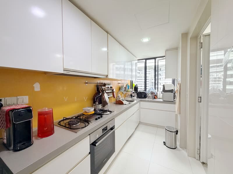 The Interlace, 180 Depot Road, 3 Bedrooms, 1,550 sqft, Condominium For Sale, by Vivian Ong, 500178064 - Kitchen - PropertyGuru.com.sg