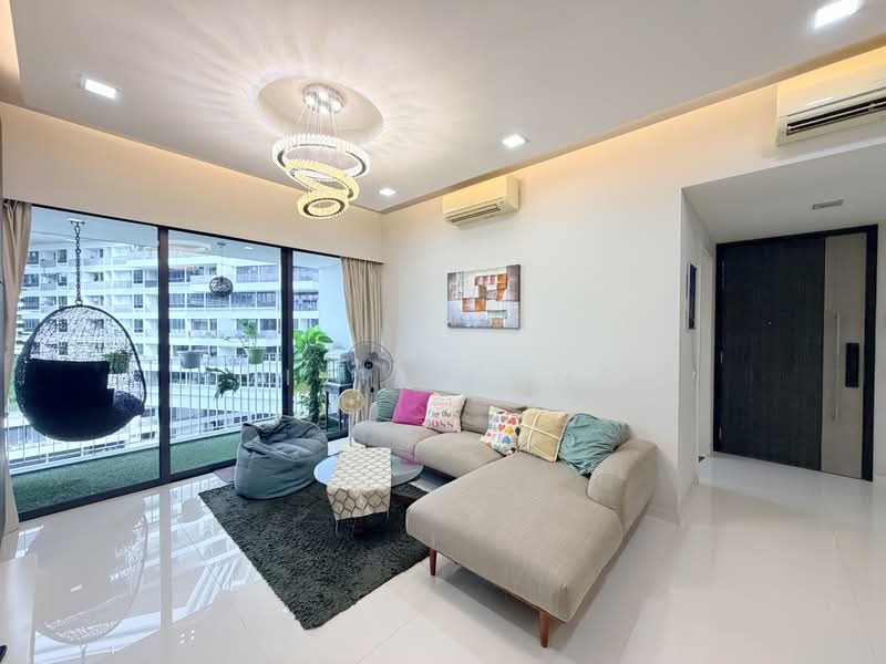 The Interlace, 180 Depot Road, 3 Bedrooms, 1,550 sqft, Condominium For Sale, by Vivian Ong, 500178064 - Living Room - PropertyGuru.com.sg