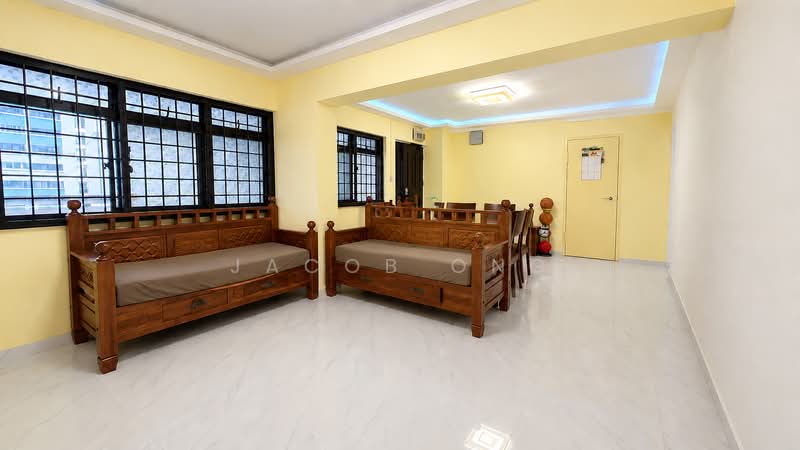 226A Compassvale Walk, 226A Compassvale Walk, 3 Bedrooms, 1,098 sqft, HDB Flat For Sale, by Jacob Ong, 500178076 - Living Room - PropertyGuru.com.sg