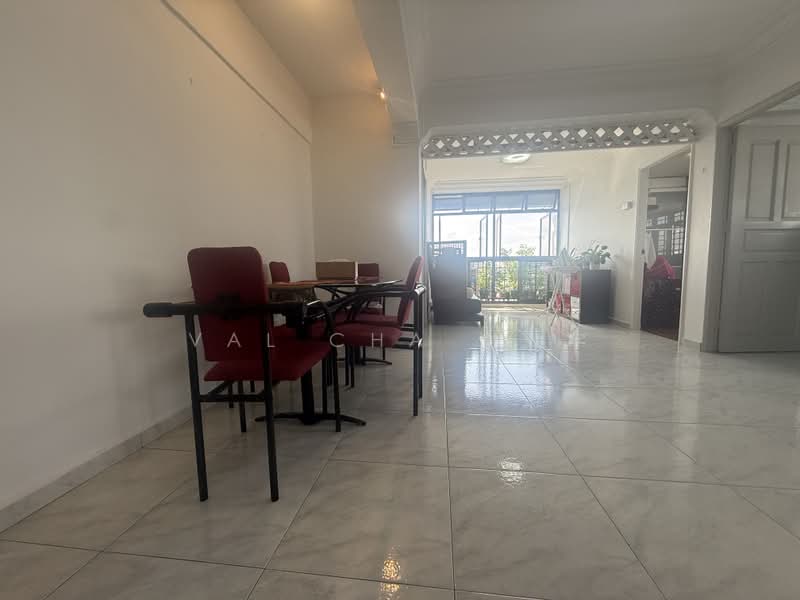 230 Lorong 8 Toa Payoh, 230 Lorong 8 Toa Payoh, 3 Bedrooms, 125 sqft, HDB Flat For Sale, by Val Cha 谢双宇, 500178080 - Dining Room - PropertyGuru.com.sg