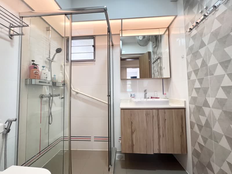 153B Bedok South Road, 153B Bedok South Road, 3 Bedrooms, 1,216 sqft, HDB Flat For Sale, by Reene Tok, 500178082 - Bathroom - PropertyGuru.com.sg
