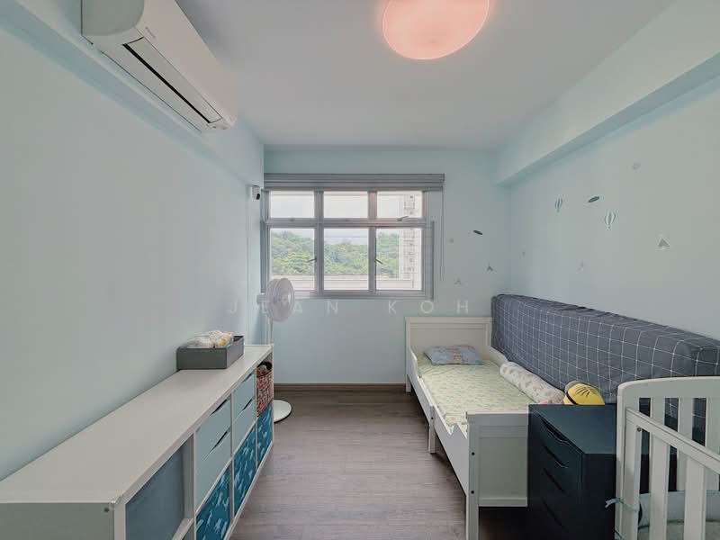 70C Telok Blangah Heights, 70C Telok Blangah Heights, 3 Bedrooms, 1,001 sqft, HDB Flat For Sale, by Jean Koh, 500178096 - Common Bedroom - PropertyGuru.com.sg