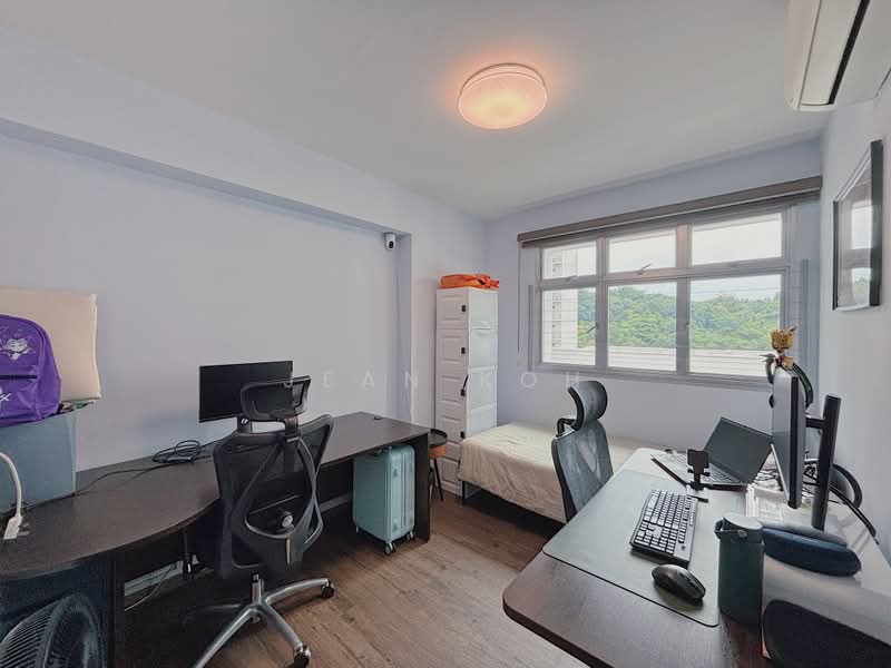 70C Telok Blangah Heights, 70C Telok Blangah Heights, 3 Bedrooms, 1,001 sqft, HDB Flat For Sale, by Jean Koh, 500178096 - Common Bedroom - PropertyGuru.com.sg