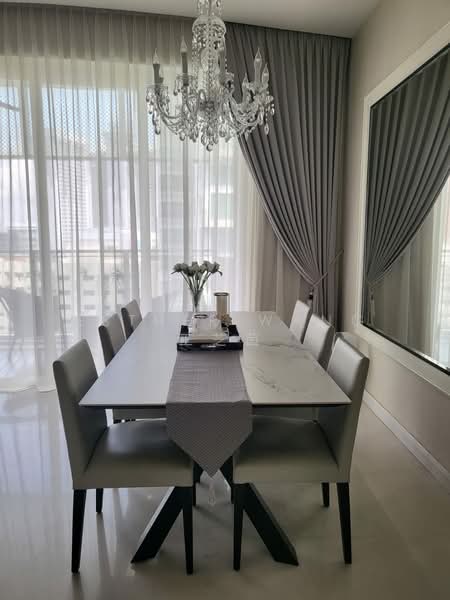 Saint Thomas Suites, 33 St Thomas Walk, 4 Bedrooms, 2,013 sqft, Condominium For Rent, by Esther Wang 王芝茵, 500178100 - Dining Room - PropertyGuru.com.sg