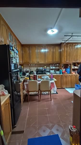 247 Pasir Ris Street 21, 247 Pasir Ris Street 21, 4 Bedrooms, 1,604 sqft, HDB Flat For Sale, by David Hum, 500178101 - Kitchen - PropertyGuru.com.sg