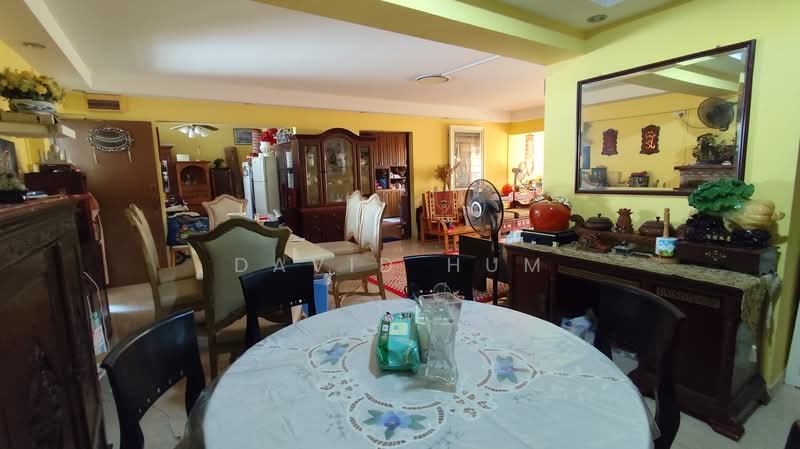 247 Pasir Ris Street 21, 247 Pasir Ris Street 21, 4 Bedrooms, 1,604 sqft, HDB Flat For Sale, by David Hum, 500178101 - Dining Room - PropertyGuru.com.sg