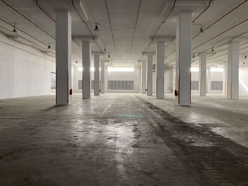 From $1.50psf | 8m High | 9 Bays @ Jurong, Jurong, 55,000 sqft, Warehouse For Rent, by Ryan Chau, 500178110 - Interior - CommercialGuru.com.sg