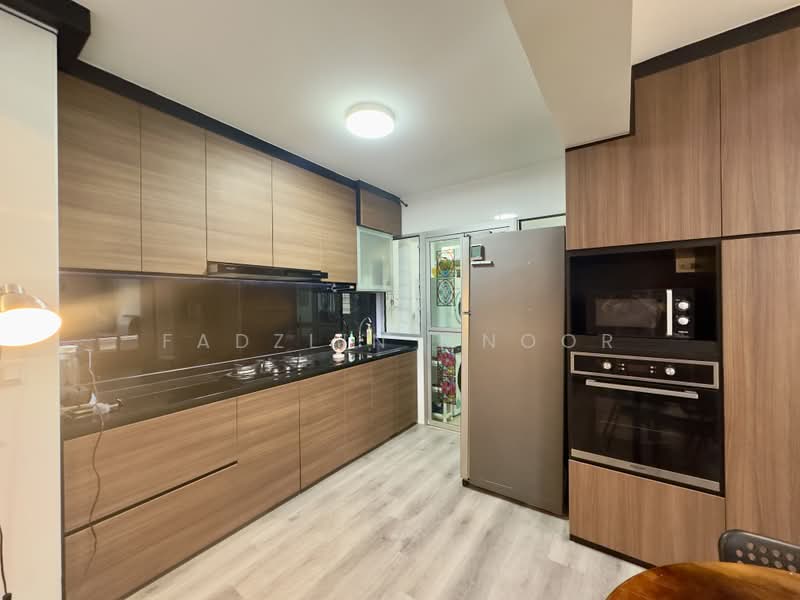 512B Yishun Street 51, 512B Yishun Street 51, 3 Bedrooms, 1,001 sqft, HDB Flat For Sale, by Fadzlin MNoor, 500178117 - Kitchen - PropertyGuru.com.sg