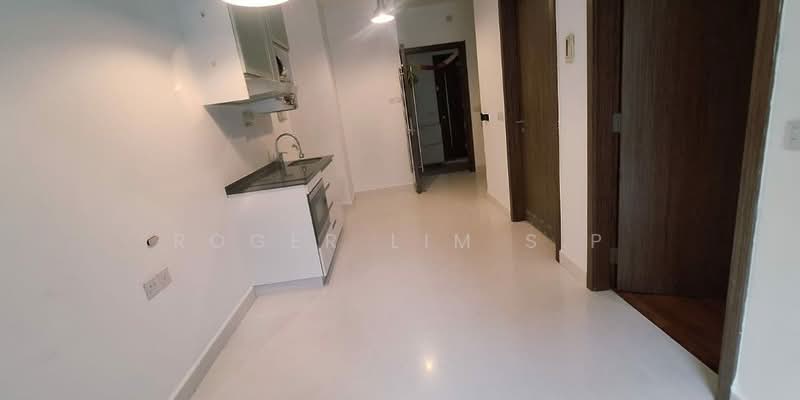 Parc Rosewood, 93 Rosewood Drive, 1 Bedroom, 431 sqft, Condominium For Rent, by Roger Lim S.P, 500178146 - Kitchen - PropertyGuru.com.sg
