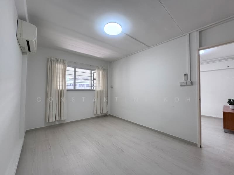 894A Tampines Street 81, 894A Tampines Street 81, 2 Bedrooms, 796 sqft, HDB Flat For Sale, by Constantine Koh, 500178149 - PropertyGuru.com.sg