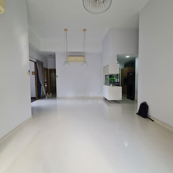 The Maylea, 242G Pasir Panjang Road, 3 Bedrooms, 1,259 sqft, Condominium For Sale, by Michelle Kuek, 500178152 - Living Room - PropertyGuru.com.sg