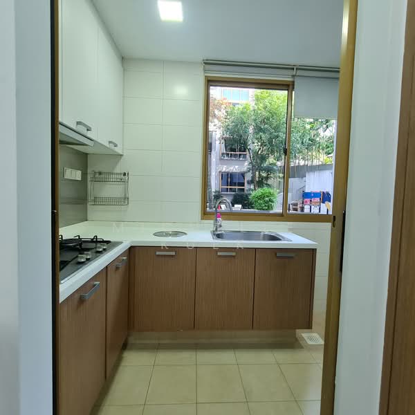 The Maylea, 242G Pasir Panjang Road, 3 Bedrooms, 1,259 sqft, Condominium For Sale, by Michelle Kuek, 500178152 - Kitchen - PropertyGuru.com.sg