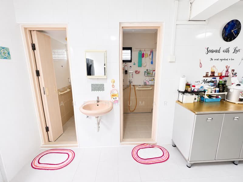 31 Telok Blangah Rise, 31 Telok Blangah Rise, 2 Bedrooms, 635 sqft, HDB Flat For Sale, by GANESHKUMAR K, 500178159 - Bathroom - PropertyGuru.com.sg