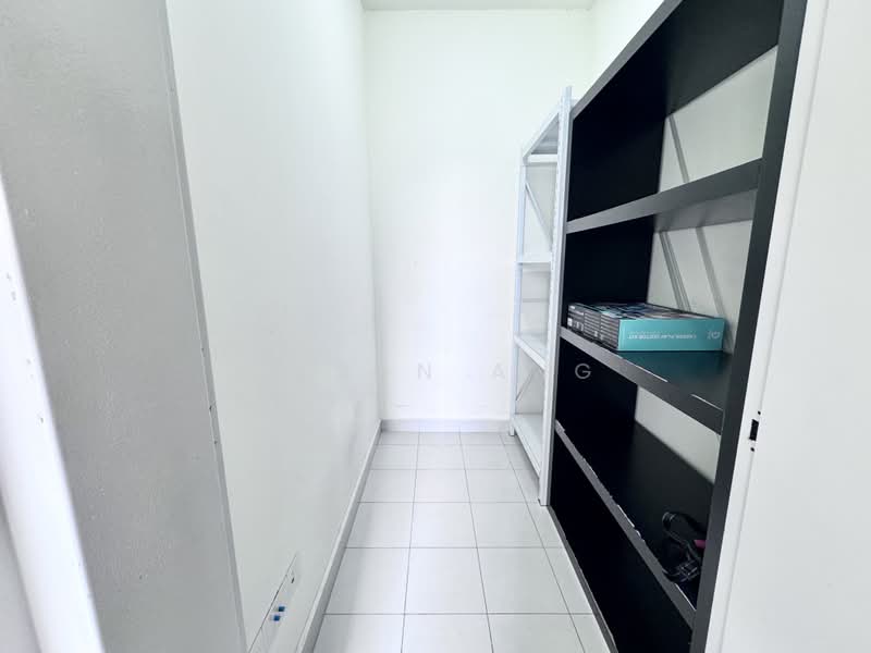 One Amber, 7 Amber Gardens, 3 Bedrooms, 1,259 sqft, Condominium For Rent, by Jason Ang, 500178161 - Store room - PropertyGuru.com.sg