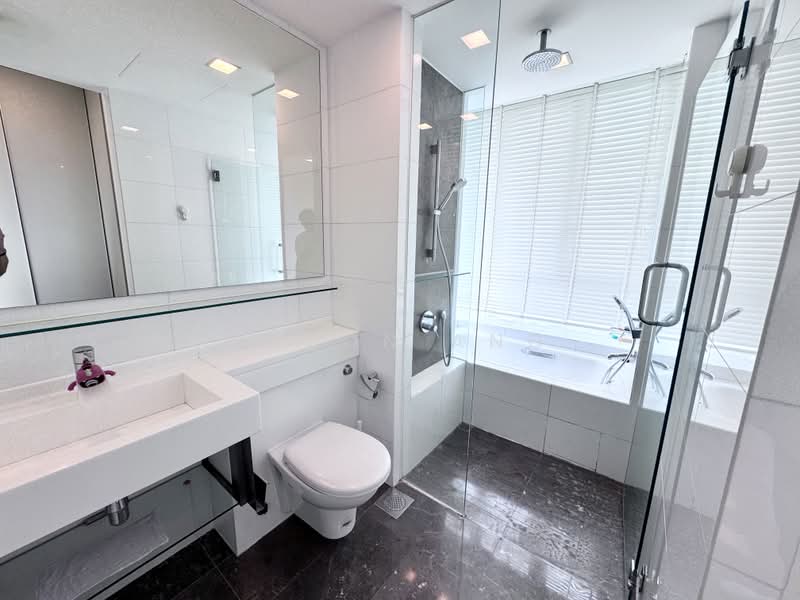 One Amber, 7 Amber Gardens, 3 Bedrooms, 1,259 sqft, Condominium For Rent, by Jason Ang, 500178161 - Master bathroom - PropertyGuru.com.sg