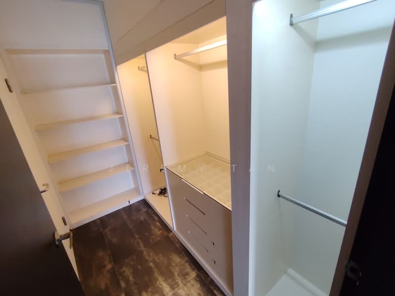 26D Jalan Membina, 26D Jalan Membina, 1 Bedroom, 969 sqft, HDB Flat For Rent, by Jeremy Tan, 500178169 - Walk in closet - PropertyGuru.com.sg