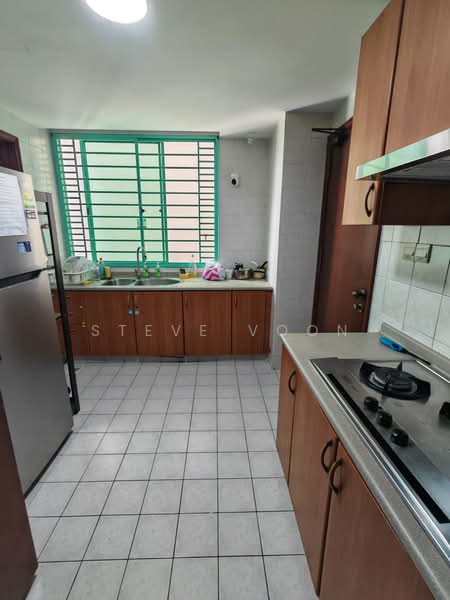 Hazel Park Condo, 21 Hazel Park Condo, Room Rental, 200 sqft, Condominium For Rent, by Steve Voon, 500178171 - Kitchen - PropertyGuru.com.sg