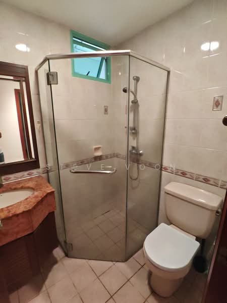 Hazel Park Condo, 21 Hazel Park Condo, Room Rental, 200 sqft, Condominium For Rent, by Steve Voon, 500178171 - Bathroom - PropertyGuru.com.sg