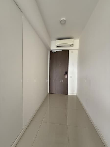 Treasure at Tampines, 7 Tampines Lane, 2 Bedrooms, 581 sqft, Condominium For Sale, by Yen Neo L Y, 500178172 - Entrance - PropertyGuru.com.sg