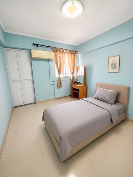 157 Ang Mo Kio Avenue 4, 157 Ang Mo Kio Avenue 4, Room Rental, 200 sqft, HDB Flat For Rent, by Valerie Quek, 500178186 - Bedroom - PropertyGuru.com.sg
