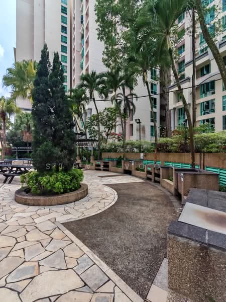 Hazel Park Condo, 21 Hazel Park Condo, Room Rental, 140 sqft, Condominium For Rent, by Steve Voon, 500178187 - Exterior - PropertyGuru.com.sg