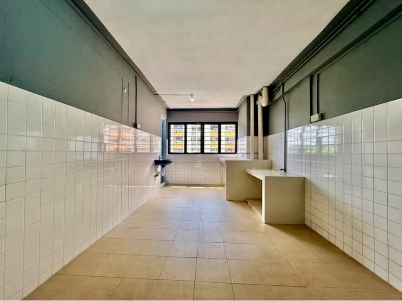 523 Ang Mo Kio Avenue 5, 523 Ang Mo Kio Avenue 5, 2 Bedrooms, 731 sqft, HDB Flat For Sale, by Terence Ng, 500178188 - PropertyGuru.com.sg
